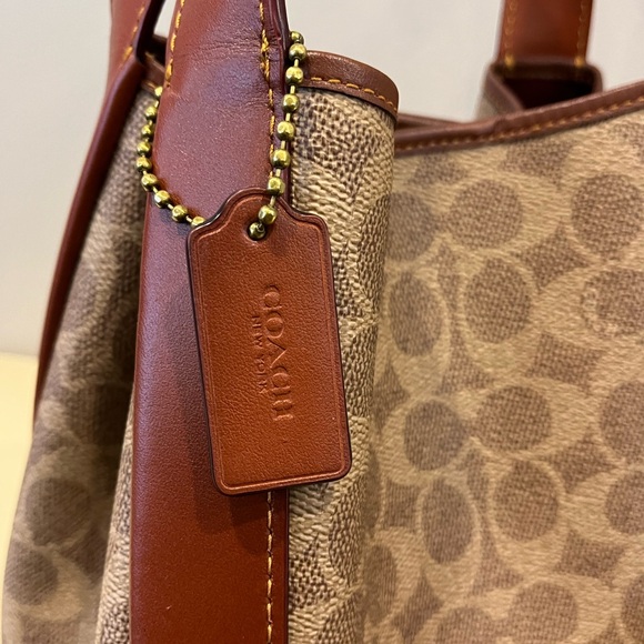 Coach bag - Picture 5 of 5